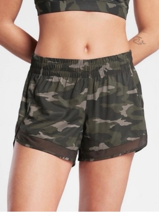 Athleta Pants - Athleta Camo Printed Mesh Racer Run Short Size Small 4” Inseam